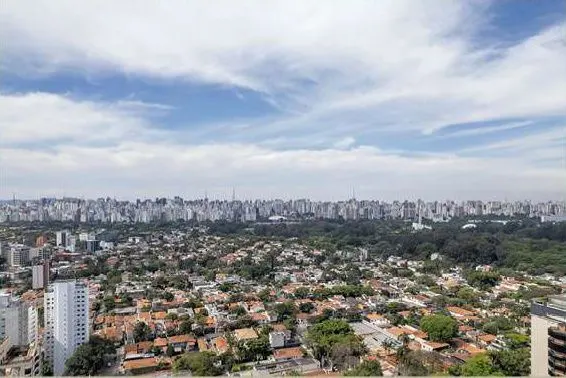 Vista Sky da cobertura, unidade 251: a cidade até o horizonte, sobre a Vila Nova Conceição, em foto de drone.